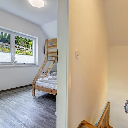 Feriehus Haus Fueuertoorn Mit Fass-sauna