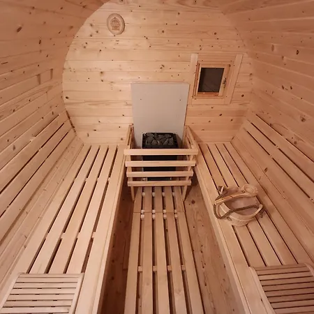 Tatil Evi Haus Fueuertoorn Mit Fass-sauna Loddin